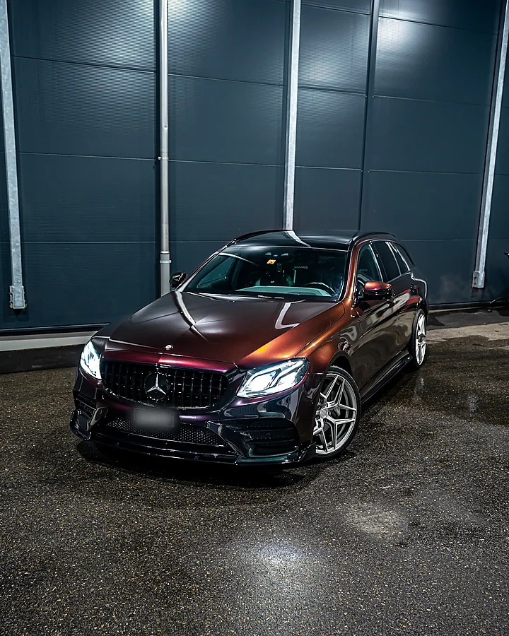 Mercedes-Benz E-Klasse, Aufbereitung + Folierung, Bild 1