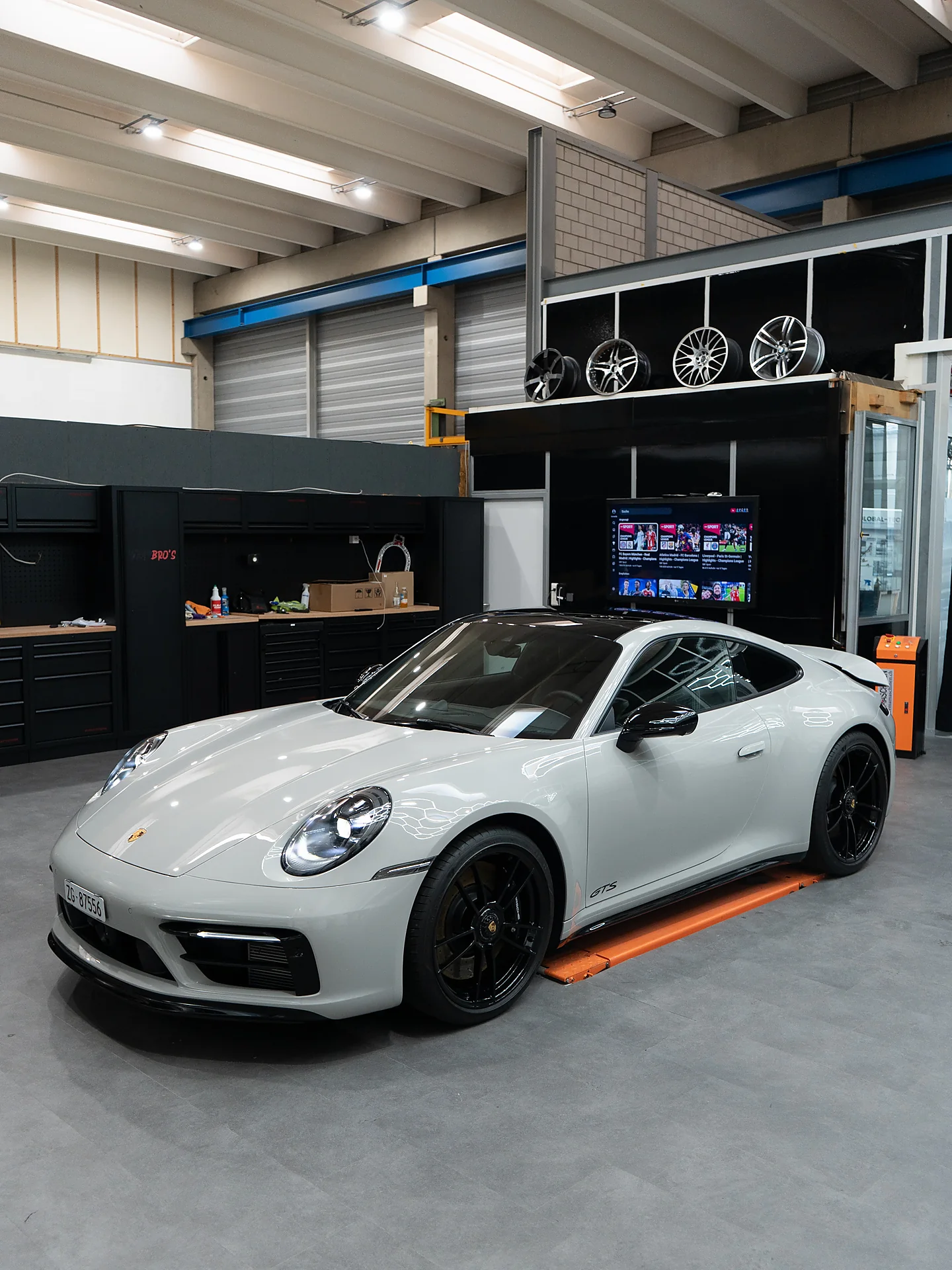 Porsche 911 Carrera 4 GTS, PPF