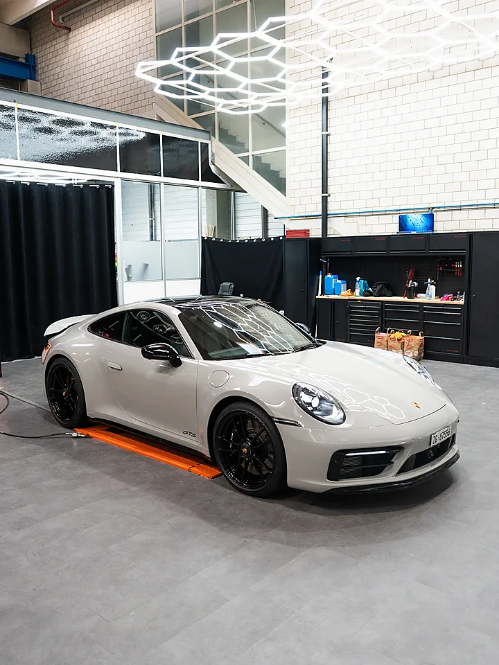 Porsche 911 Carrera 4 GTS, PPF, Bild 1