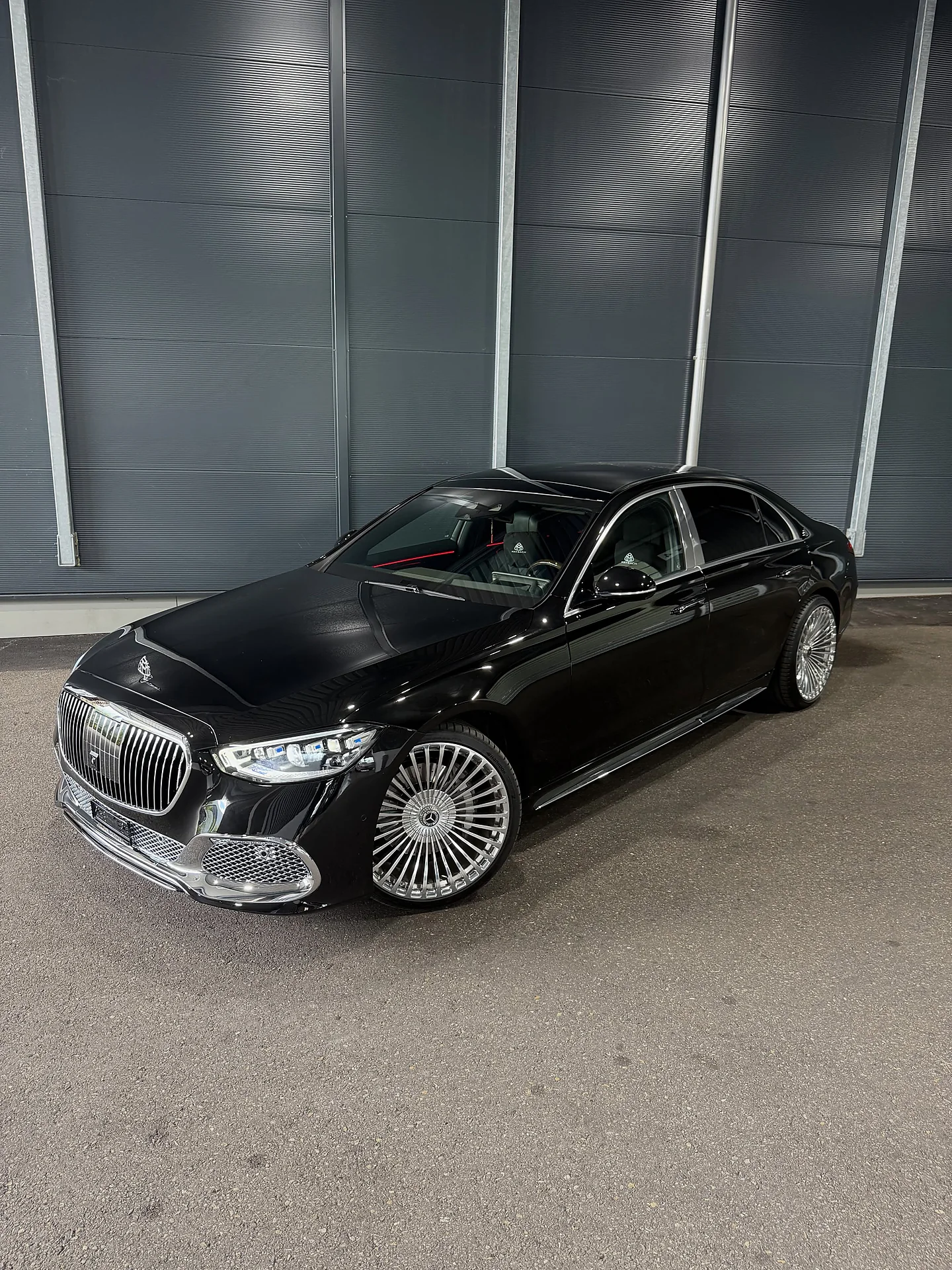 Mercedes mit Maybach-Umbau, PPF