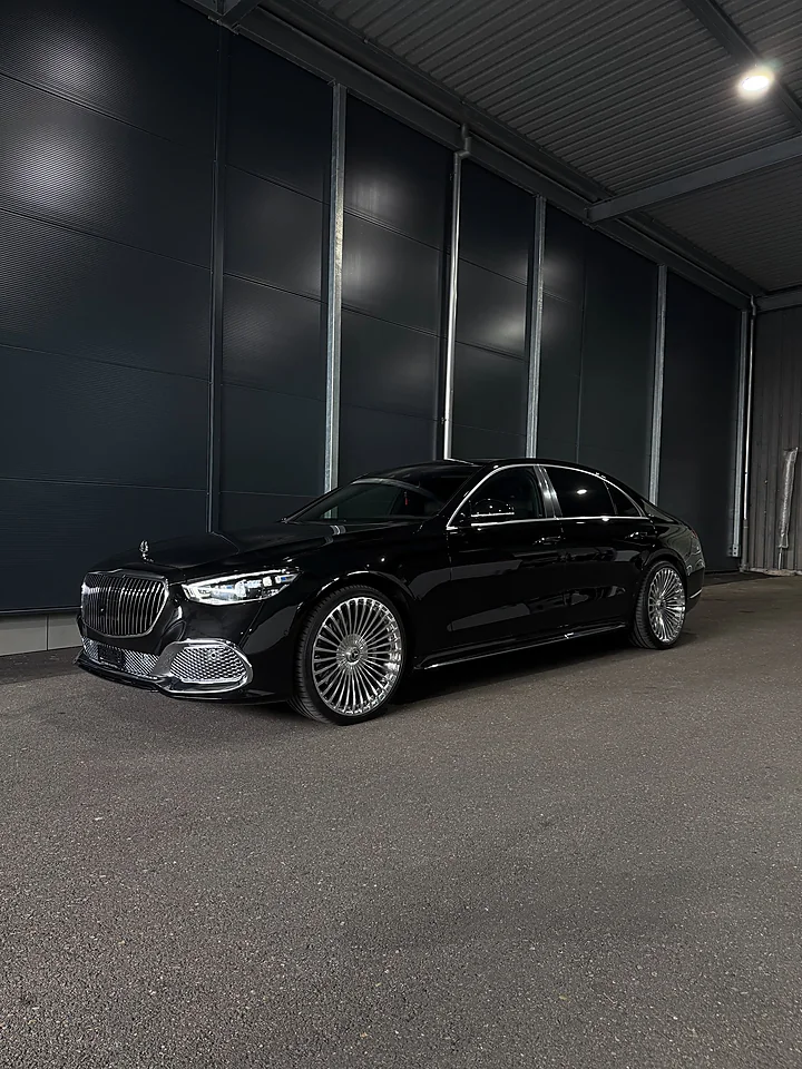 Mercedes mit Maybach-Umbau, PPF, Bild 3