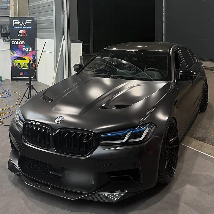 BMW M5 (F90), Folierung von WrapBro's